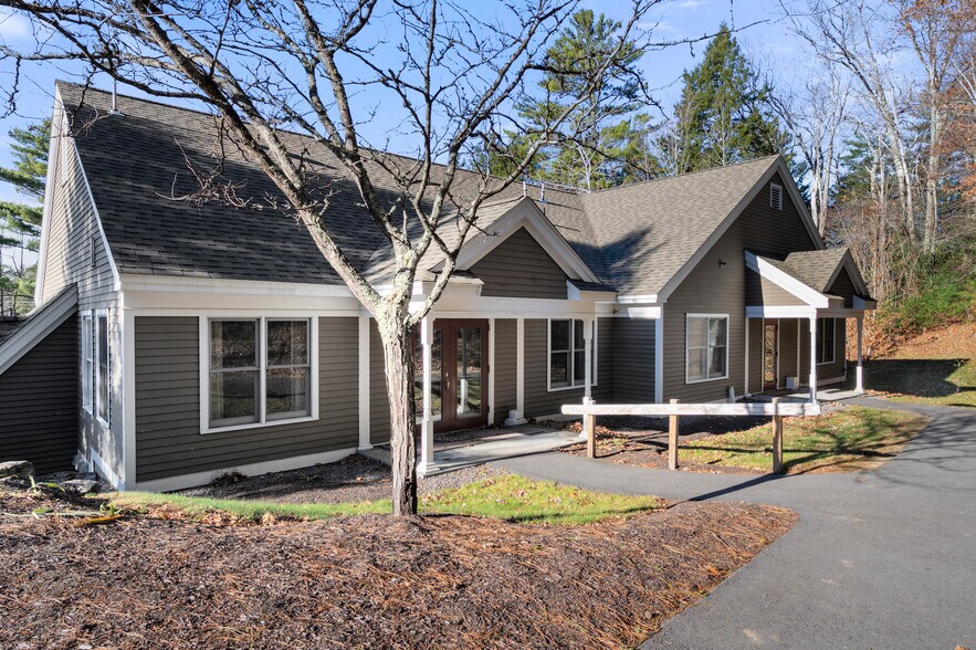 More Photos Of 401 Gilford Ave, Gilford Medical For Sale