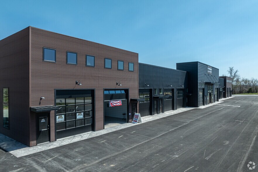 More Photos Of 116 College Rd, Pineville Light Distribution For Lease