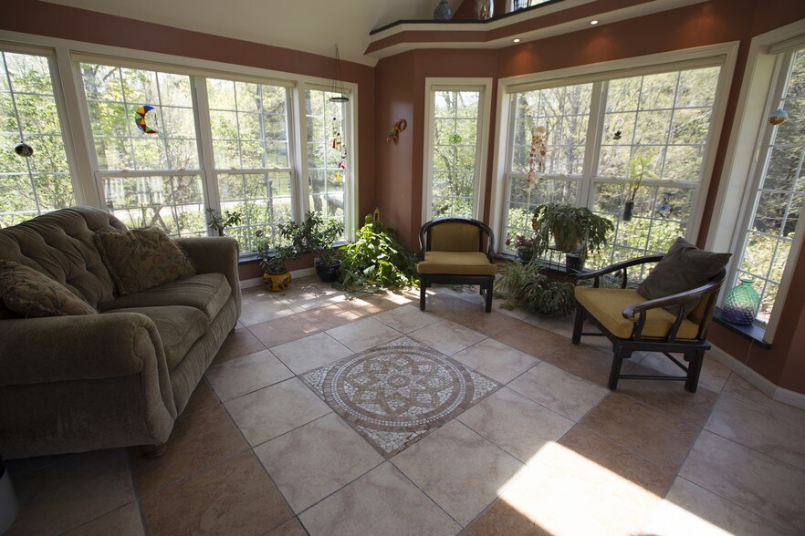 More Photos Of 201 Roses Hill Rd, Richfield Springs Hotel For Sale