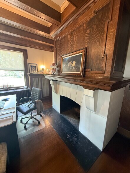More Photos Of 715 Buchtel Ave, Akron Office For Sale