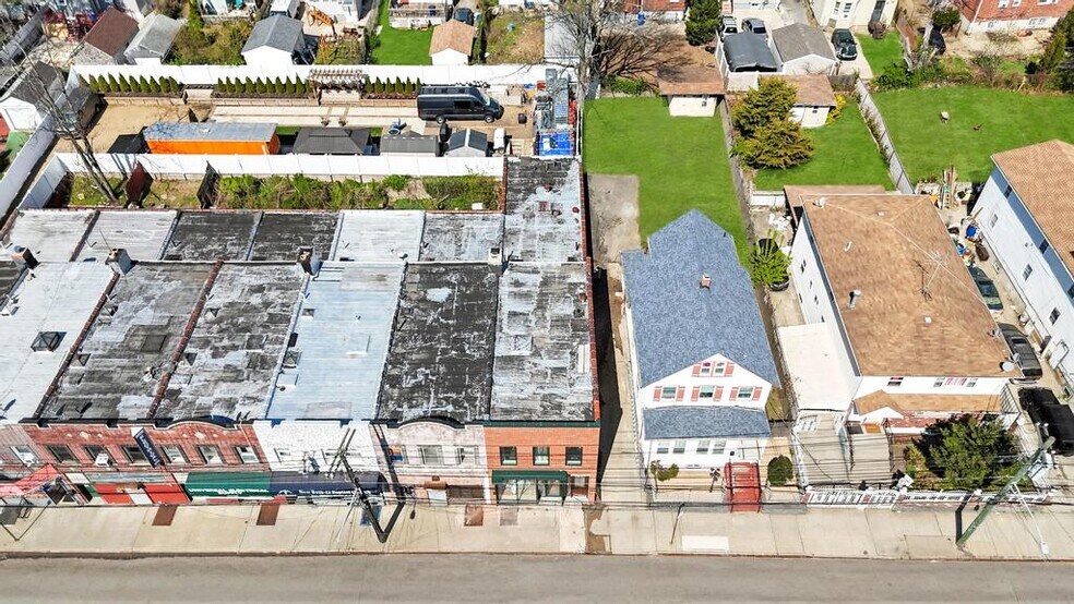 More Photos Of 107-24 Springfield Blvd, Queens Village Storefront Retail Residential For Lease