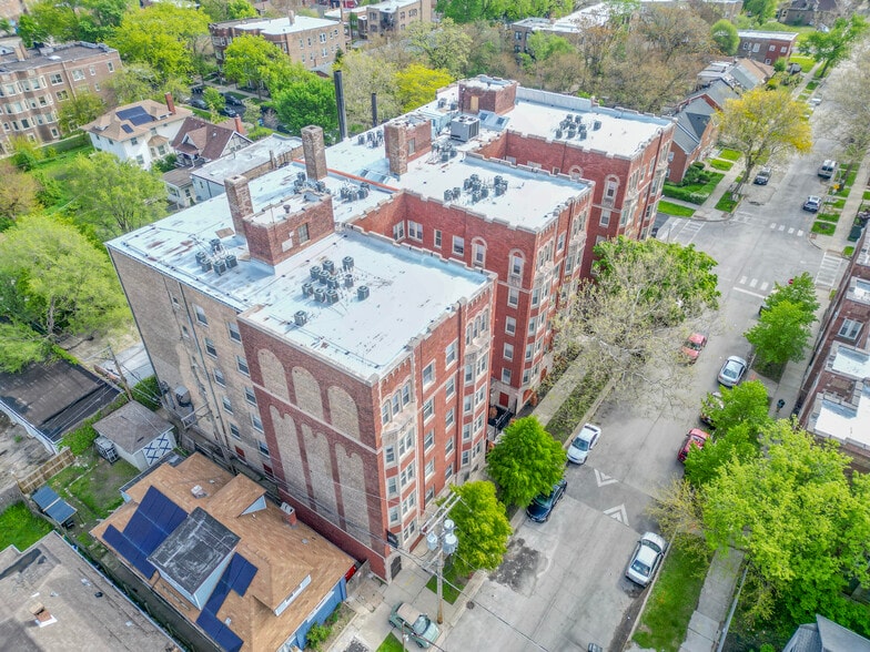 More Photos Of 7350 S Phillips Ave, Chicago Apartments For Sale