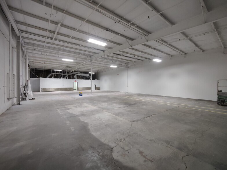 More Photos Of 1420 Redi Rd, Cumming Warehouse For Lease