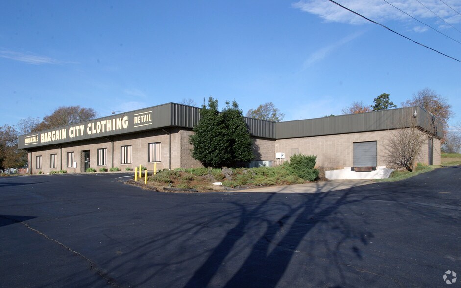 More Photos Of 795 Rice Rd, Spartanburg Light Distribution For Lease