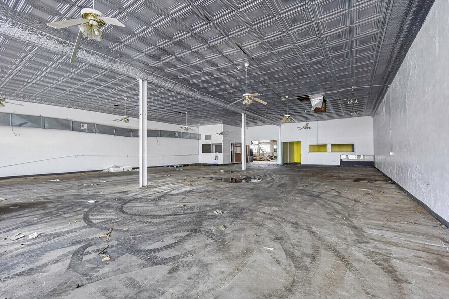 More Photos Of , Carnegie General Retail For Sale