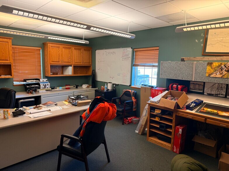 More Photos Of , Moorhead Unknown For Sale