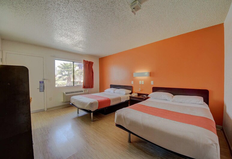 More Photos Of 5522 N Pan Am Expy, San Antonio Hotel For Sale