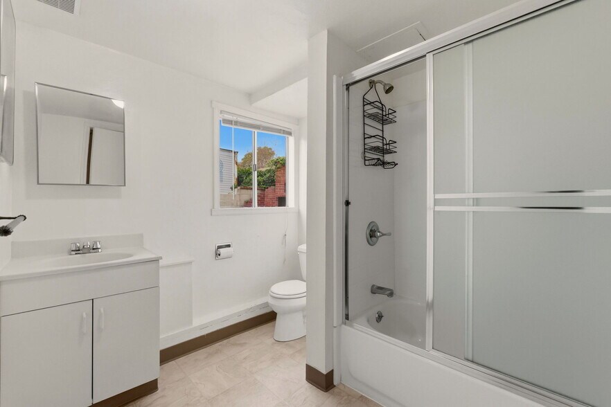 More Photos Of 24954 Cypress Ave, Hayward Multifamily For Sale