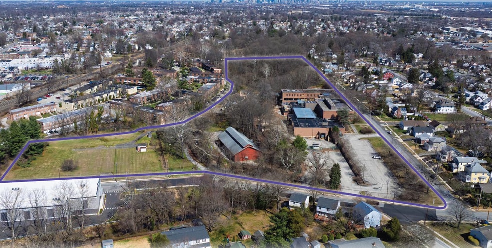 More Photos Of 500 S Ridgeway Ave, Glenolden Research And Development For Sale