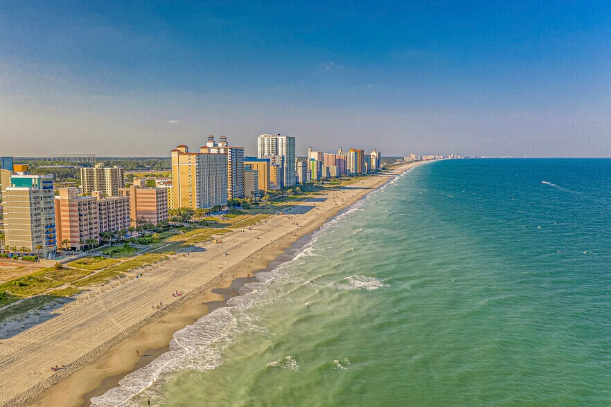 More Photos Of 1900 S Ocean Blvd, Myrtle Beach Hotel For Sale