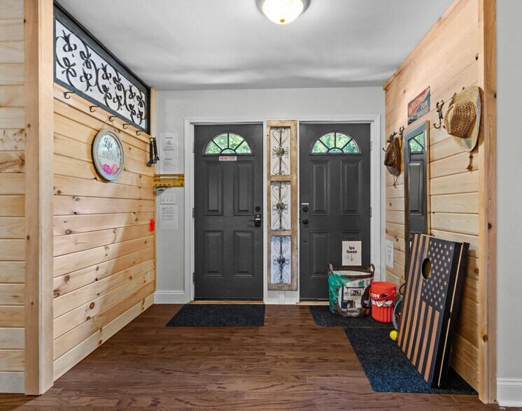 More Photos Of 127 Deer Hill Ln, Weaverville Specialty For Sale