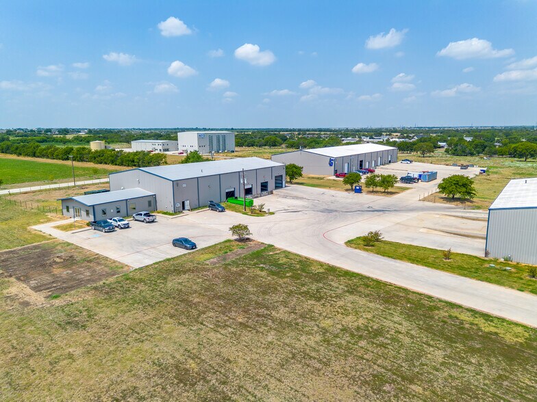 More Photos Of 1635 N FM 156, Ponder Unknown For Lease