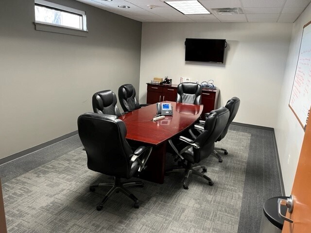 More Photos Of 110 Stewart Huston Dr, Coatesville Warehouse For Lease