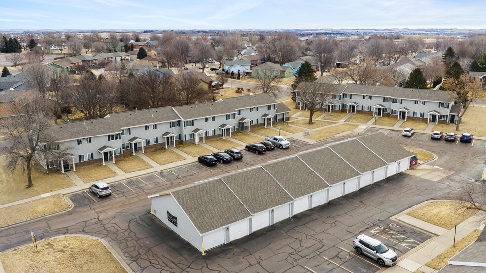 More Photos Of 4601 E 3RD St, Sioux Falls Apartments For Sale