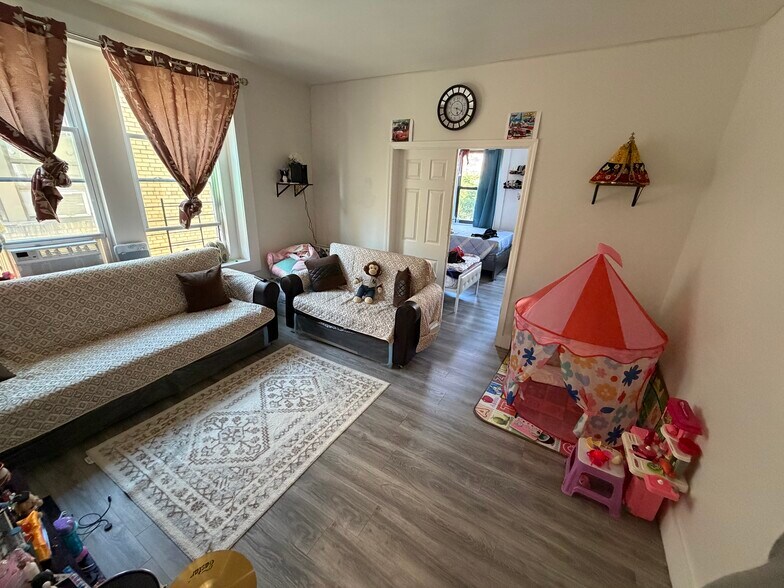 More Photos Of 3552 94th St, Flushing Apartments For Sale