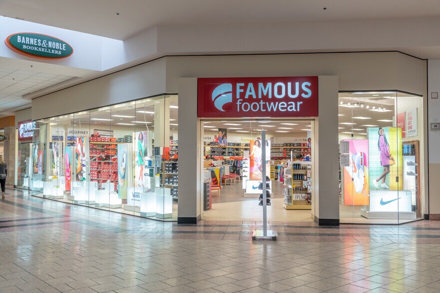 More Photos Of 3701 McKinley Pky, Buffalo General Retail For Sale