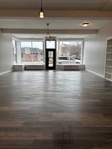 More Photos Of 1828 Indianapolis Blvd, Whiting Apartments For Lease