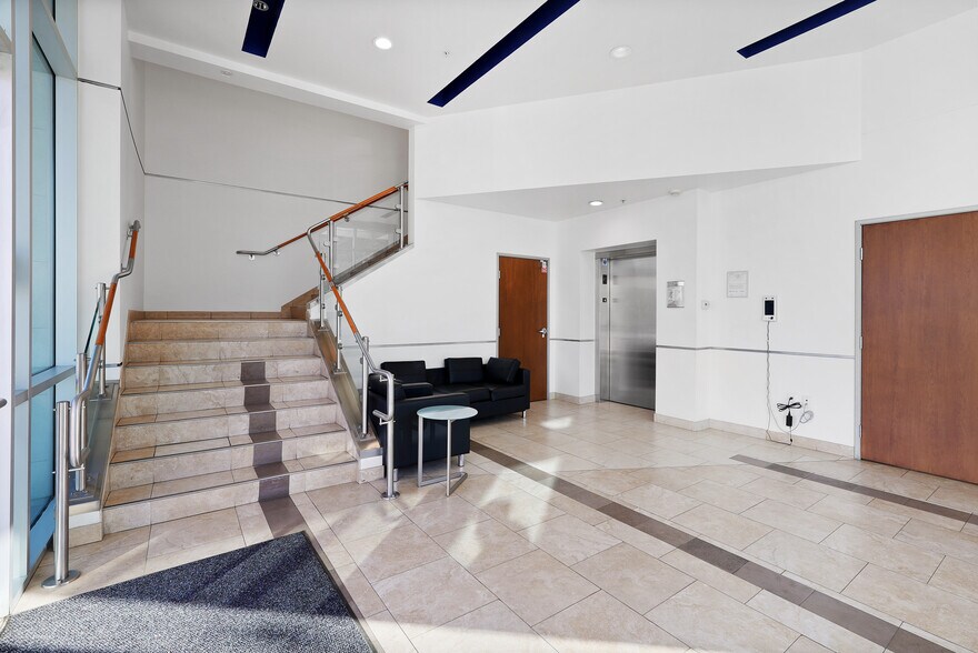 More Photos Of 2121 S Haven Ave, Ontario Loft Creative Space For Sale