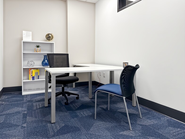 More Photos Of 300 Northpointe Cir, Seven Fields Coworking Space