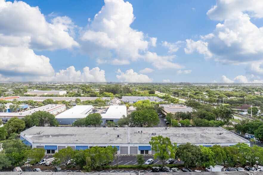 More Photos Of 10101-10163 NW 46th St, Sunrise Warehouse For Lease