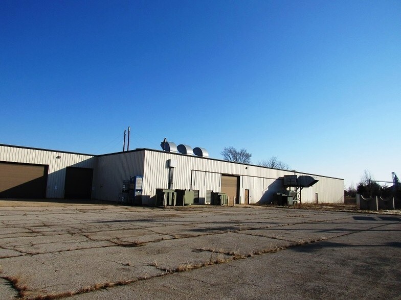 More Photos Of 507 W Indiana St, Edon Warehouse For Sale