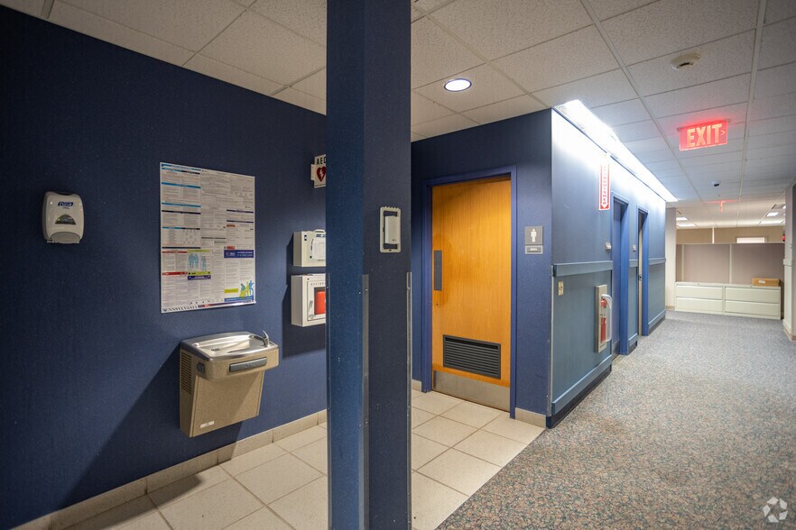 More Photos Of 101 Kappa Dr, Pittsburgh Research And Development For Lease