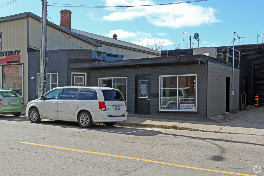 Primary Photo Of 174 Albert St, Pembroke Storefront For Sale