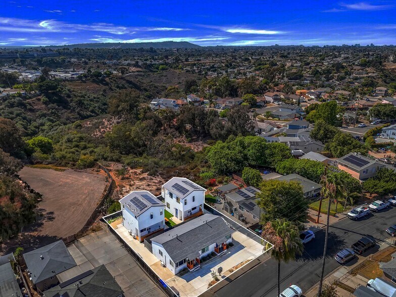 More Photos Of 2868 Preece St, San Diego Apartments For Sale