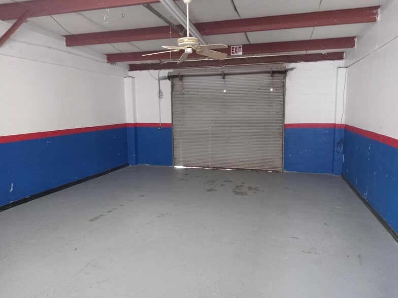 More Photos Of 2331-2341 W Clay St, Kissimmee Unknown For Lease