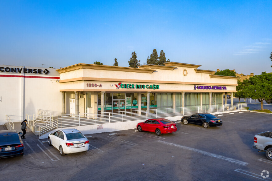 Primary Photo Of 1200-1210 W Beverly Blvd, Montebello General Retail For Lease