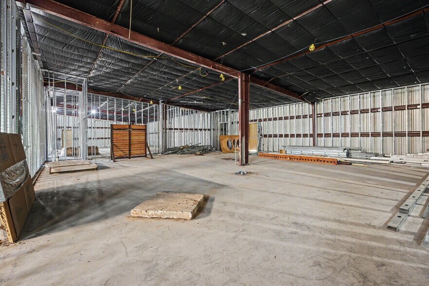 More Photos Of 37310 FM 521 Rd, Brazoria Distribution For Lease