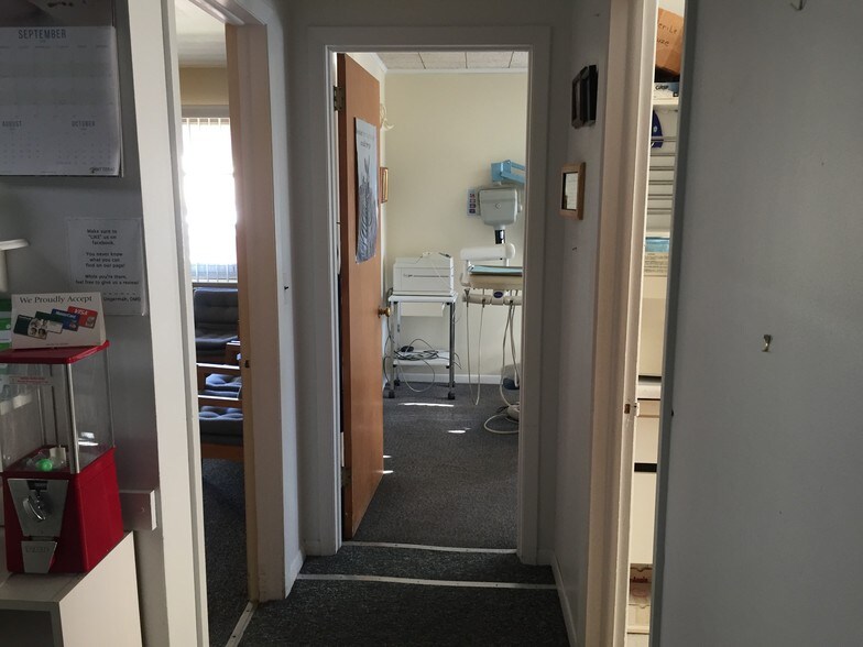 More Photos Of 281 Summerhill Rd, East Brunswick Office For Sale