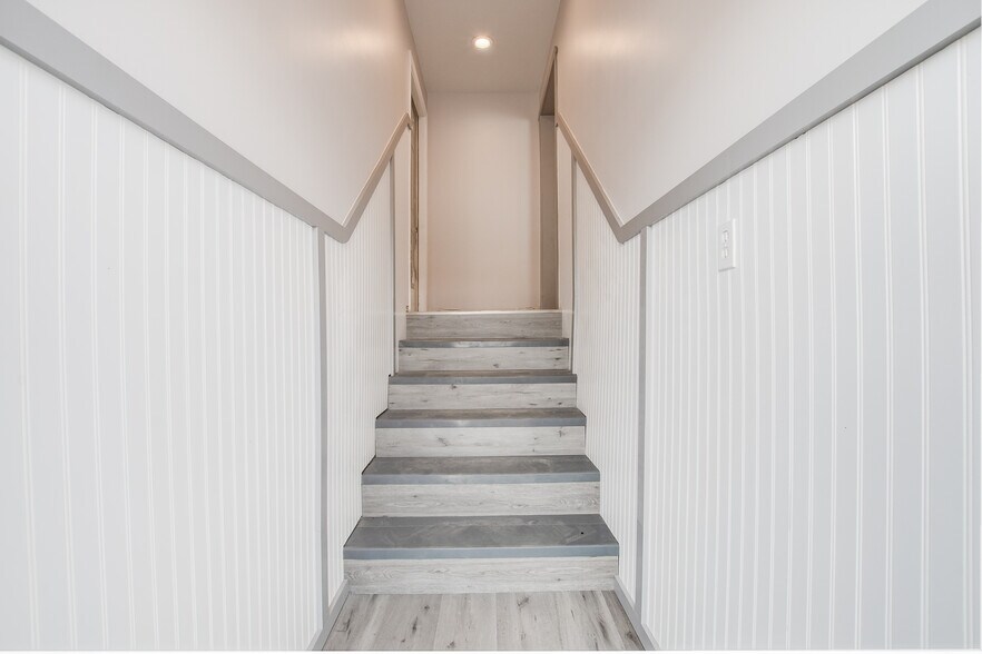 More Photos Of 1243 Tennessee Ave, Cincinnati Industrial For Sale