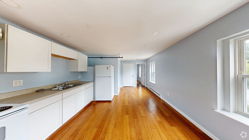 More Photos Of 127-129 Susquehanna St, Binghamton Apartments For Sale