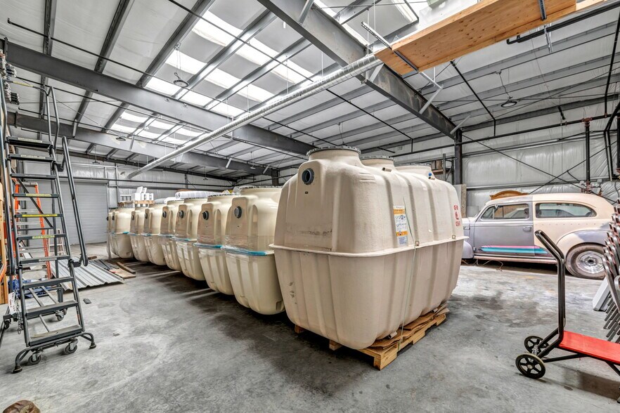 More Photos Of 2 Brown dr, Mound House Manufacturing For Sale