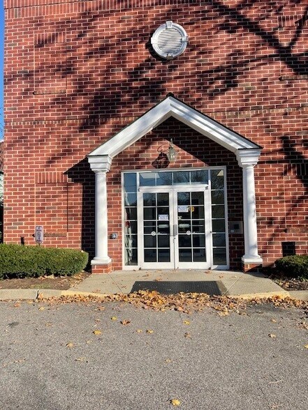 More Photos Of 361 Broadway, Kingston Medical For Sale