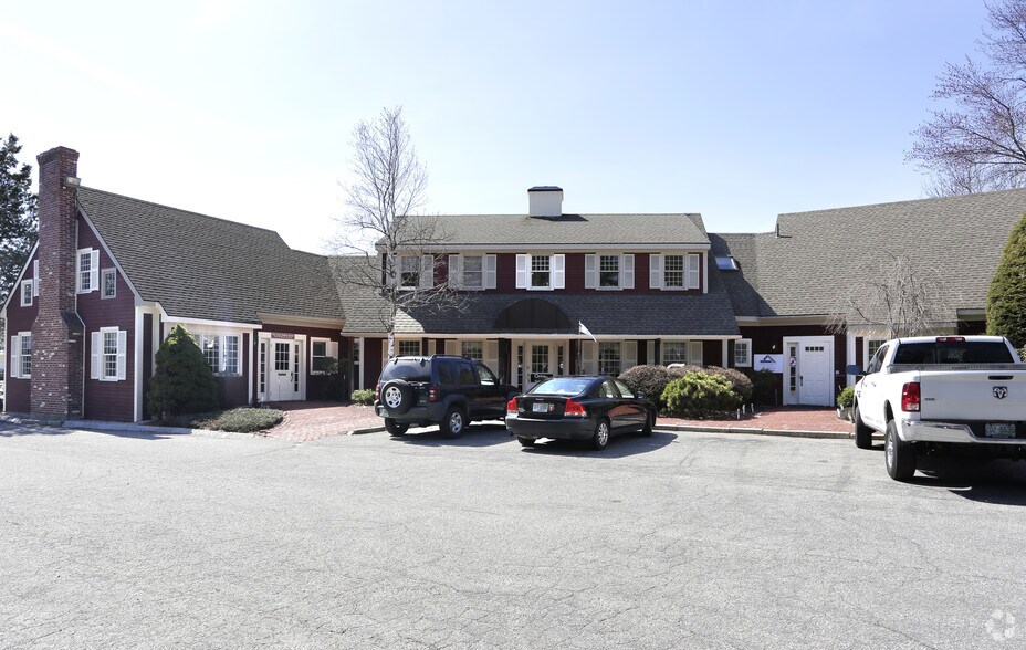 More Photos Of 89 Amherst St, Nashua Office For Lease