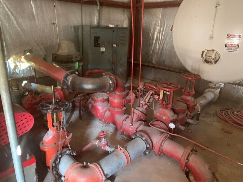 More Photos Of 218 Springfield Rd, Baton Rouge Warehouse For Sale