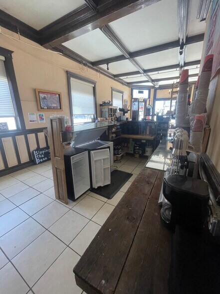 More Photos Of 402 Main St, Antonito Hotel For Lease