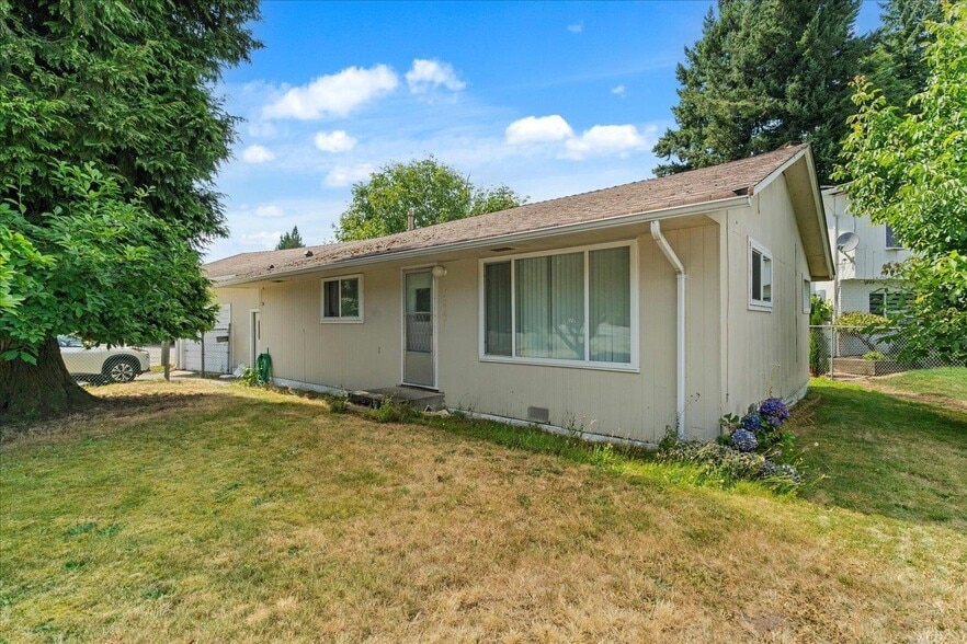 More Photos Of 2029 Ware St, Abbotsford Religious Facility For Sale