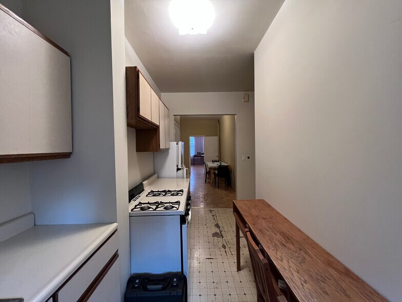 More Photos Of 127 N 4th St, Brooklyn Apartments For Sale