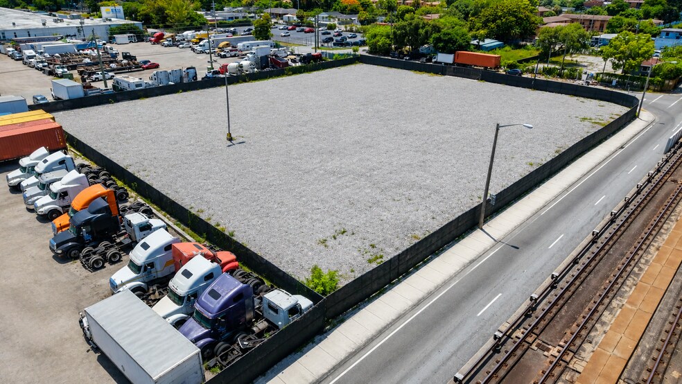 More Photos Of 6901 NW 26th Ave, Miami Land For Lease