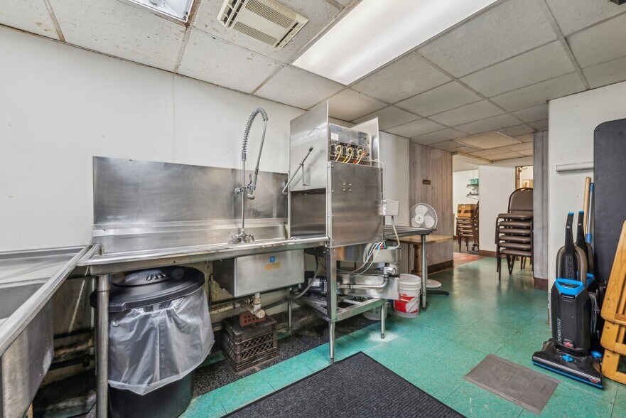 More Photos Of 8557 Mason Dixon Hwy, Meyersdale General Retail For Sale