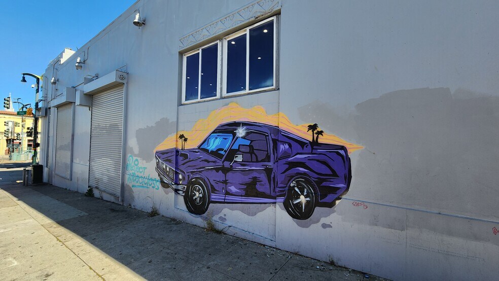 More Photos Of 1449 Mendell St, San Francisco Light Manufacturing For Sale