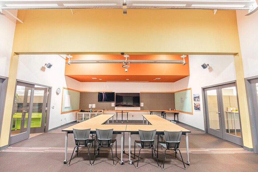 More Photos Of 1920 20th St, Sacramento Office For Lease