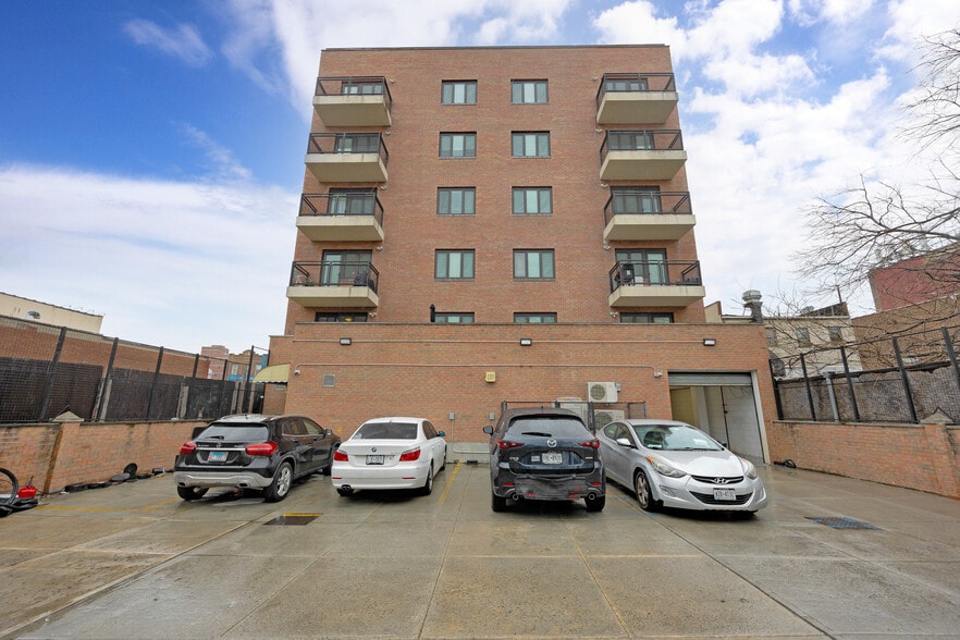 More Photos Of 172-18 Jamaica Ave, Jamaica Apartments For Sale