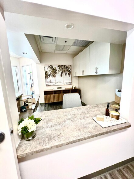 More Photos Of 3661 S Miami Ave, Miami Medical For Lease