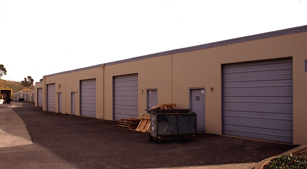 More Photos Of 100 N Hill Dr, Brisbane Light Manufacturing For Sale