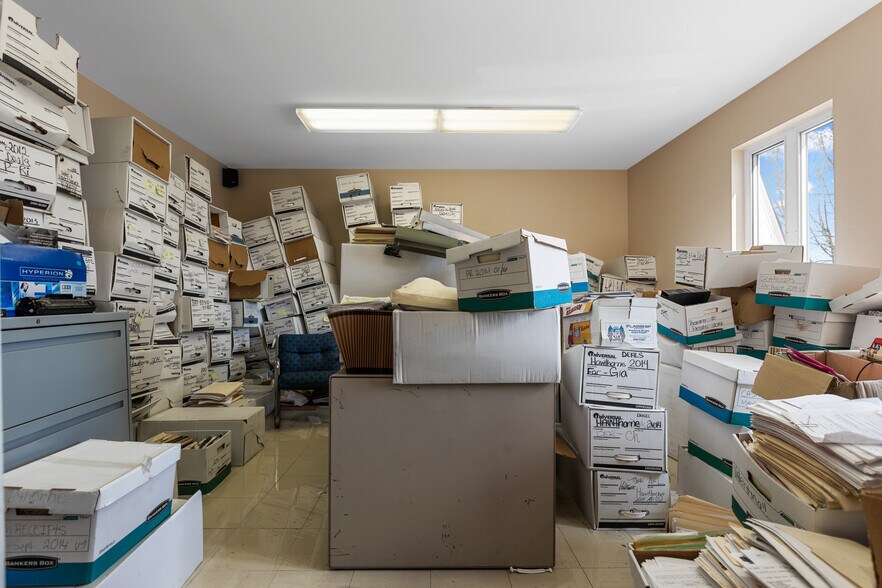 More Photos Of 805 Lafayette Ave, Hawthorne Auto Repair For Sale