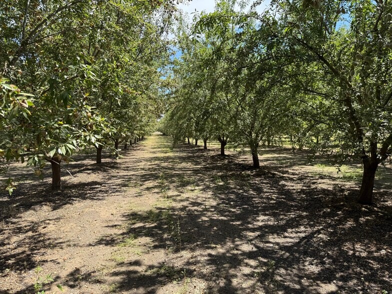 More Photos Of 5820 Yosemite Blvd, Modesto Land For Sale